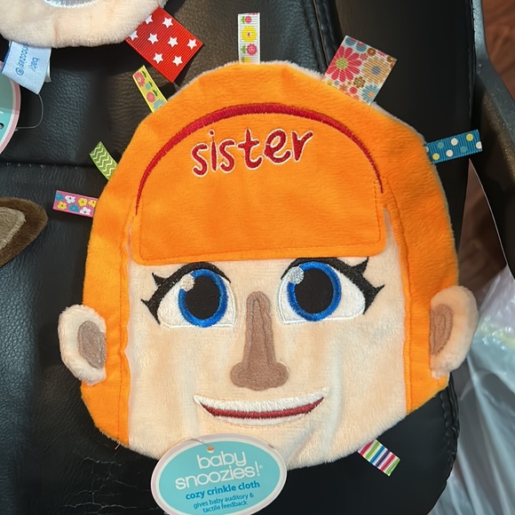 NWT Baby Snoozies Mom, Dad, Sis, Brother & Doggie - Picture 5 of 7